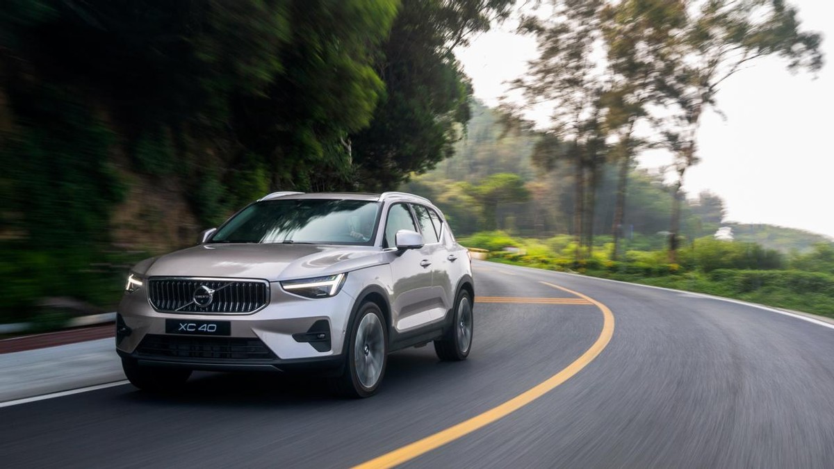 XC40沃尔沃2023款落地价(全款落地25.2万)