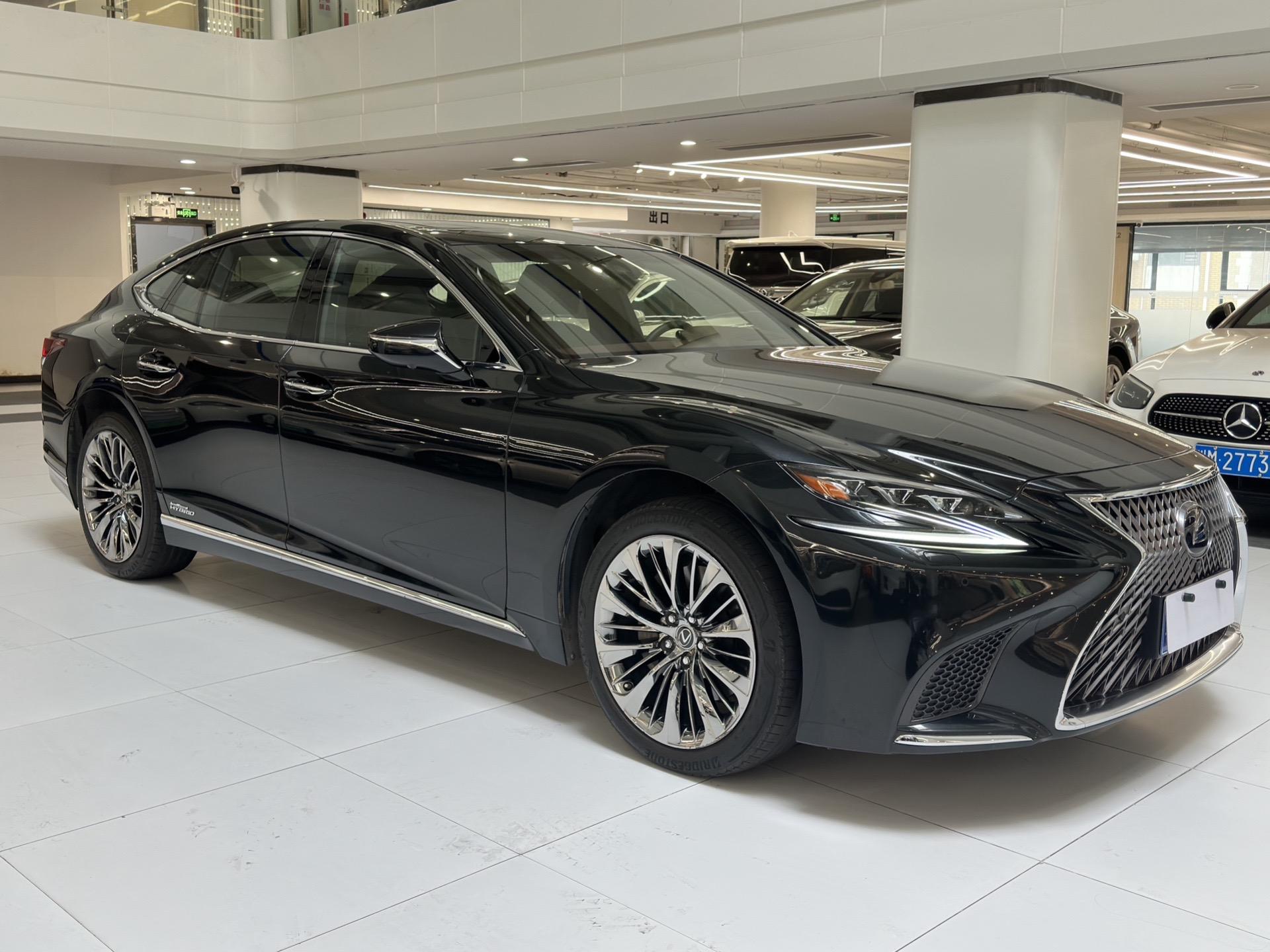 现购雷克萨斯LM亚洲版享31万优惠 仅128万可入手