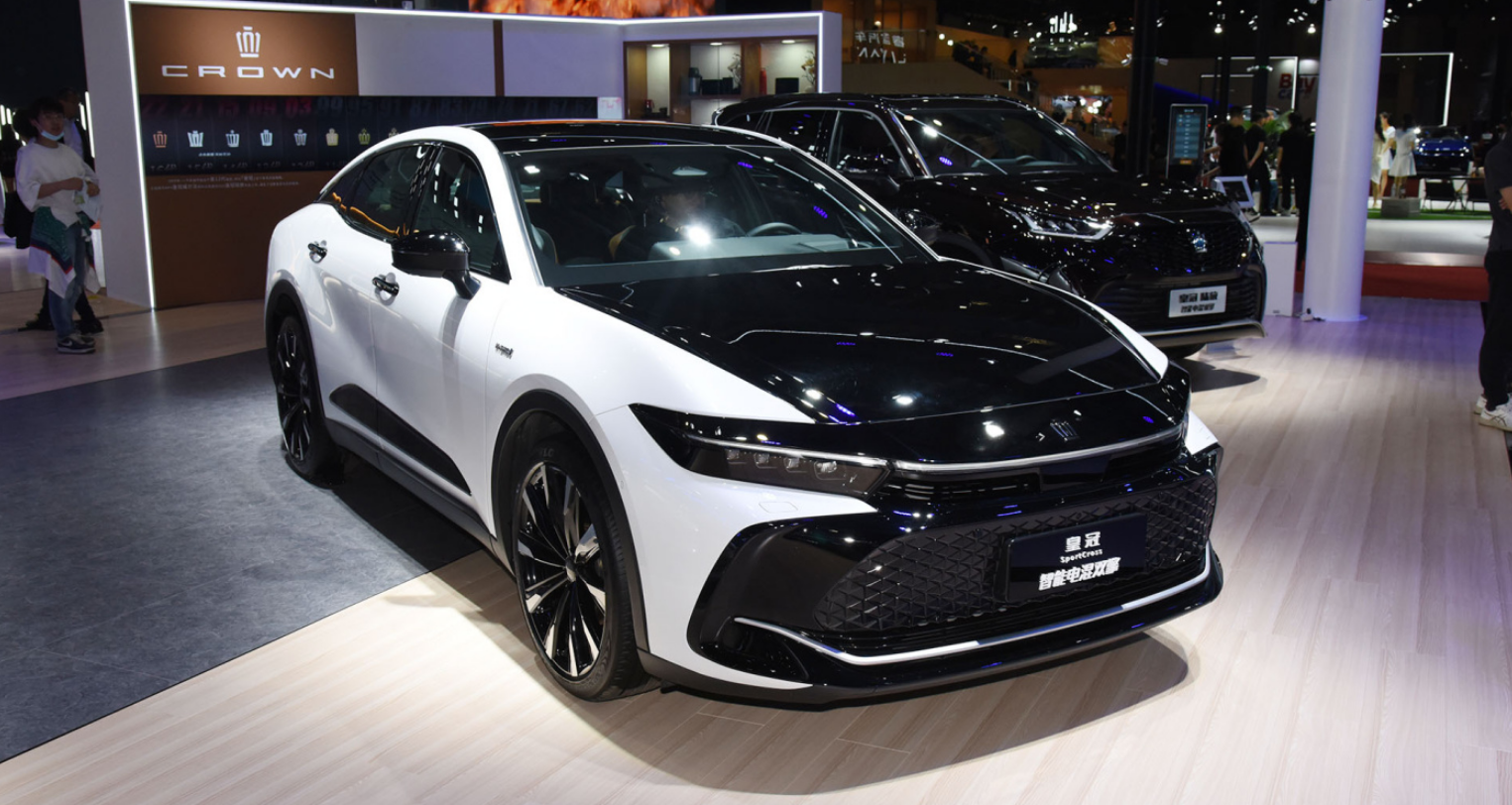 成都皇冠SportCross优惠5.00万 仅31.90万可入手