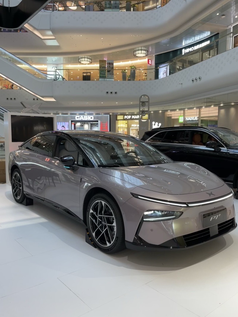 国内外双线并行，小鹏汽车推P7+超长续航Max旗舰版