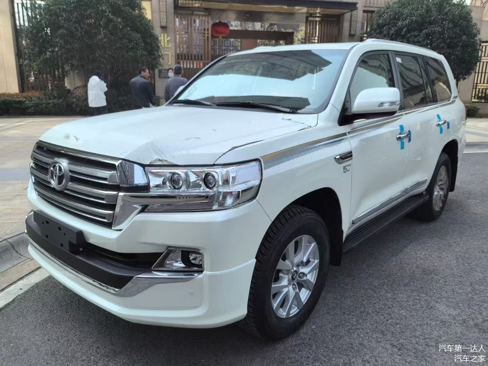 酷路泽5700报价 丰田家族最强越野杰作