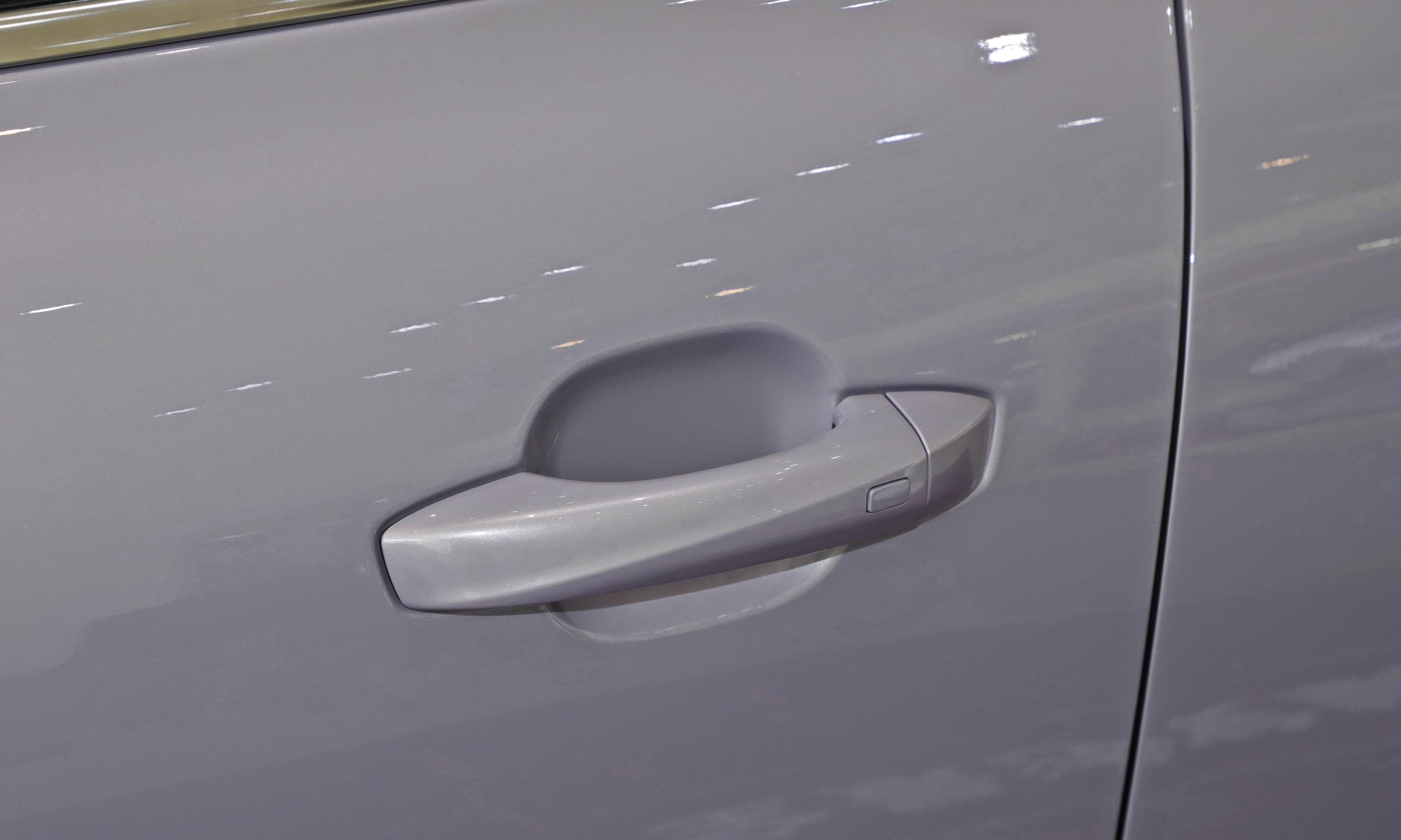 荣威M7 DMH上市 限时价8.58万起