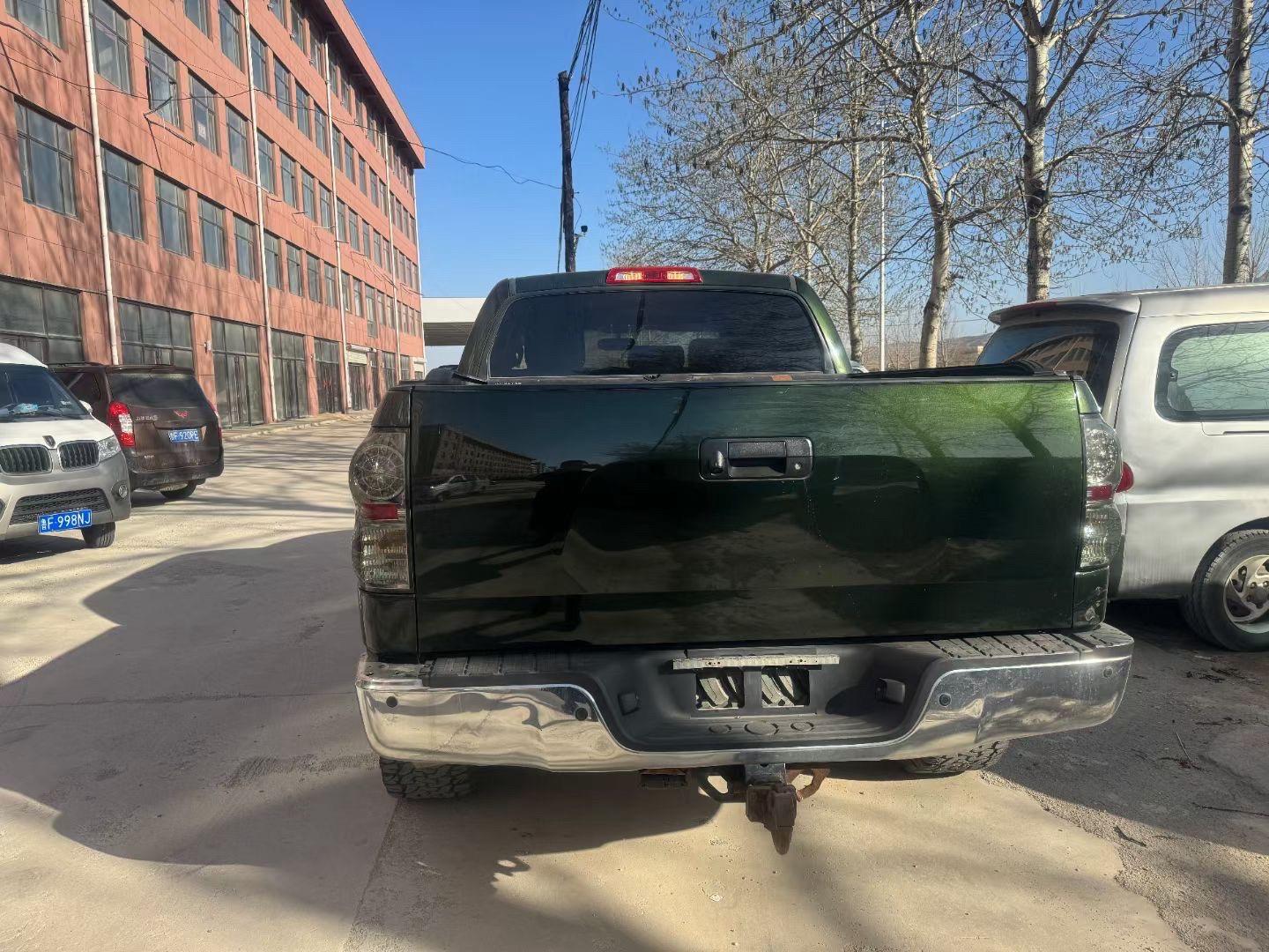 加版坦途5.7TRD人性化配置 新款安全加倍