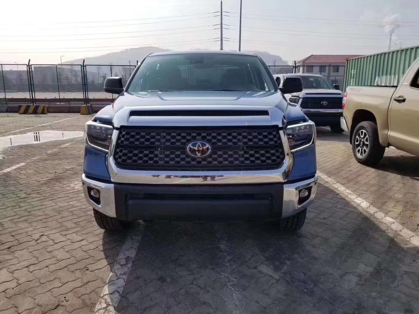 加版坦途5.7TRD人性化配置 新款安全加倍