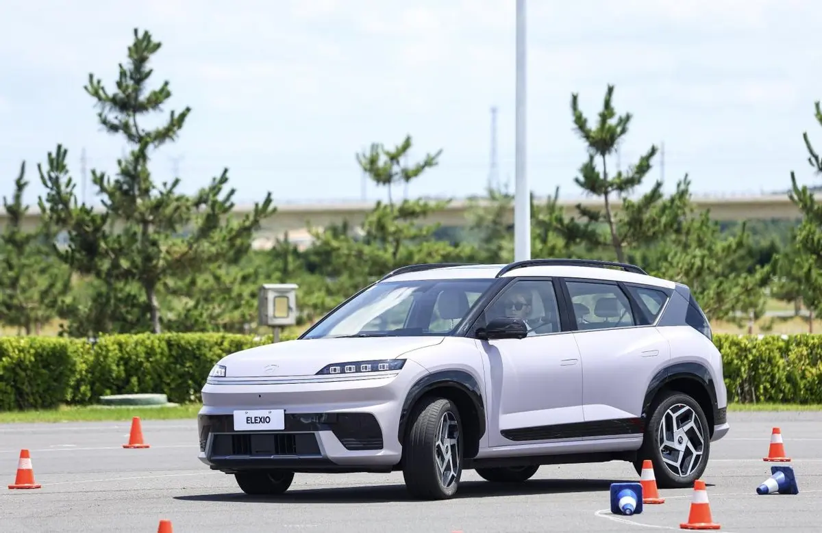 北京现代ELEXIO正式命名为EO(ELEXIO)