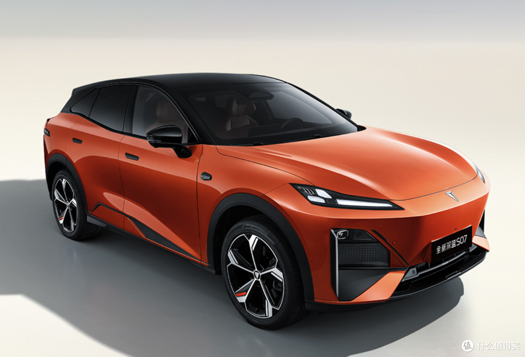 全新深蓝S07正式上市 售价15.69万元起