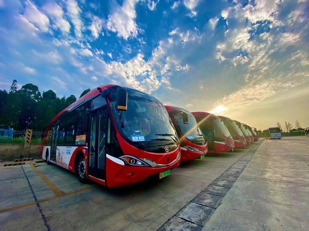 成都海豚优惠1.60万 最低仅售8.38万