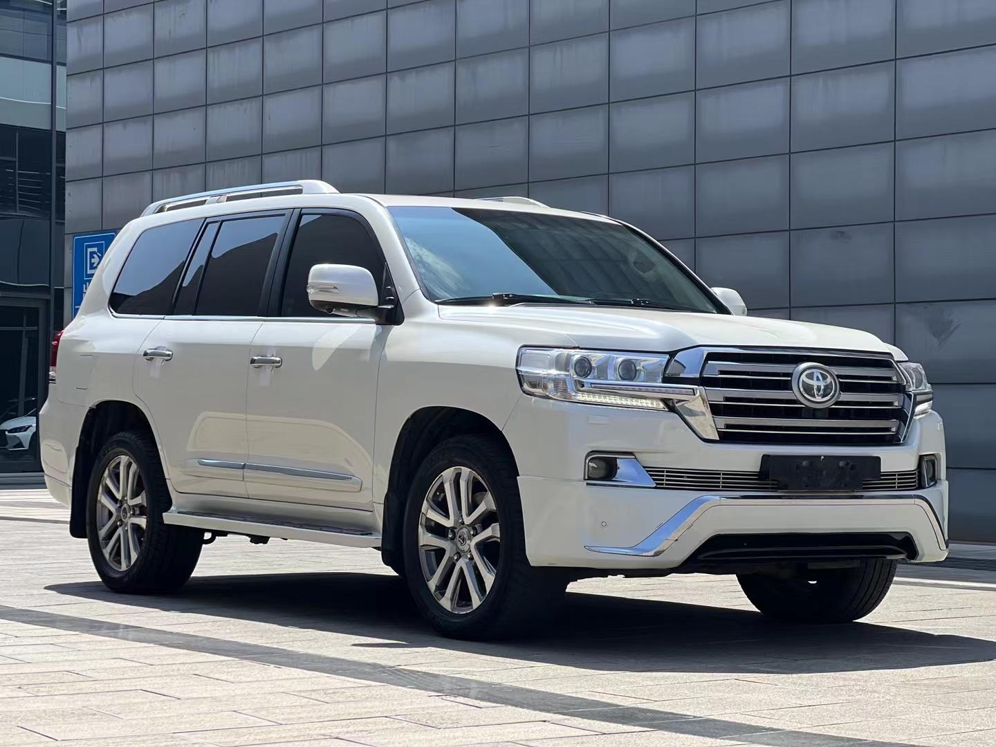 酷路泽70系列中东版部分车型优惠38.8万 仅60万可入手