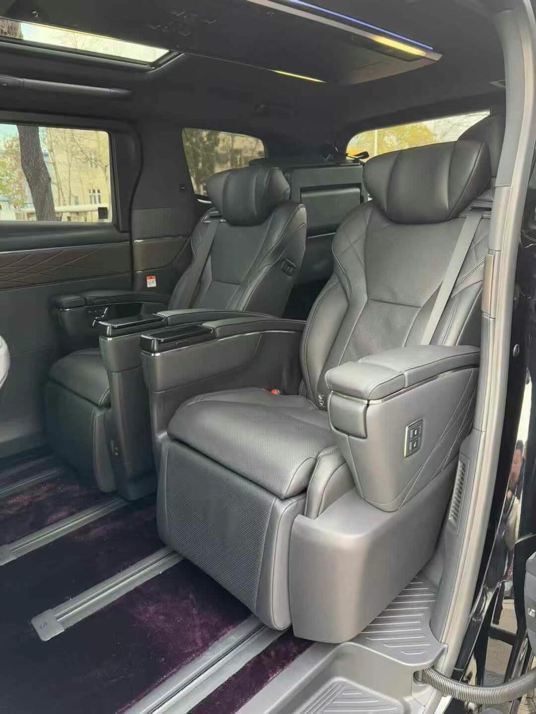 威尔法团购价格90万起 欢迎前来试驾