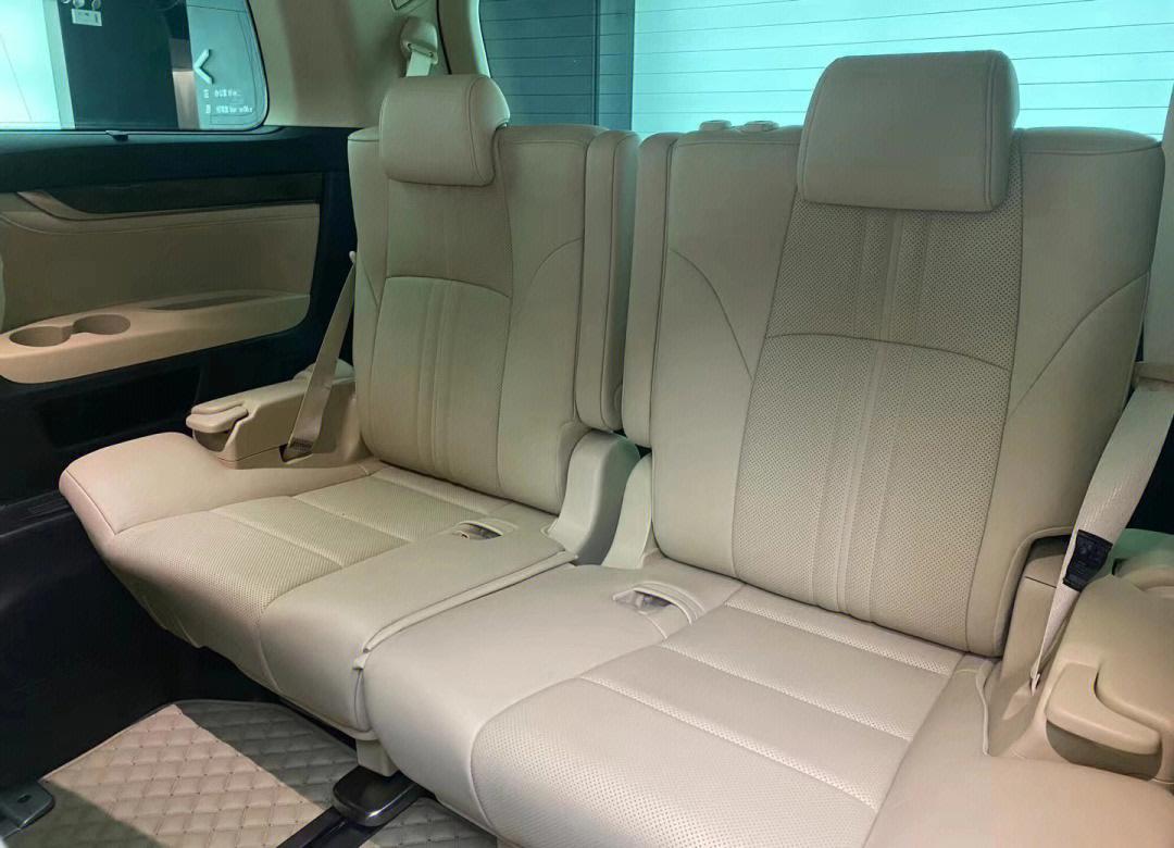 威尔法团购价格90万起 欢迎前来试驾