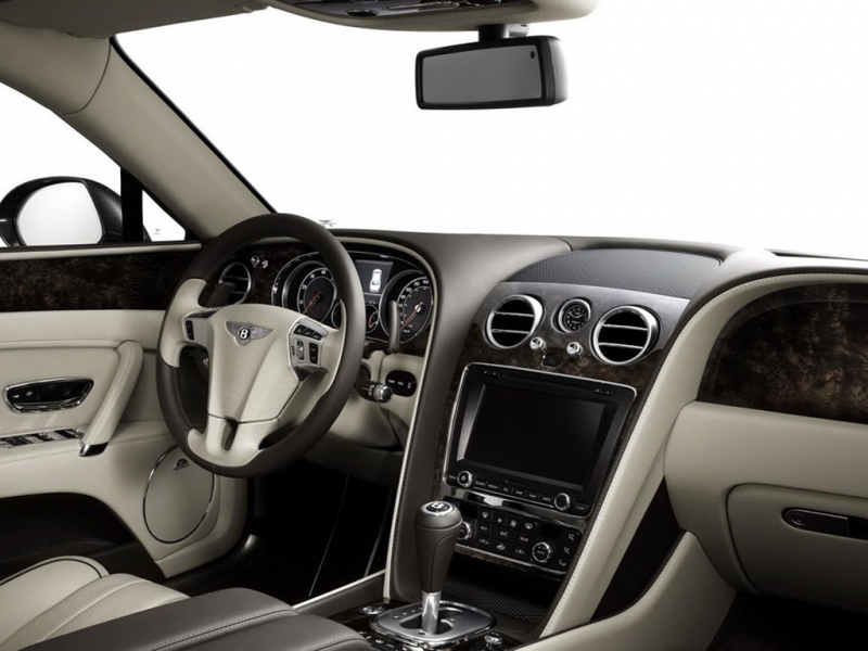 天津华夏安邦名车飞驰钜惠28万元 最低251万