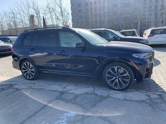 现购宝马X7加版享30万优惠 售全国