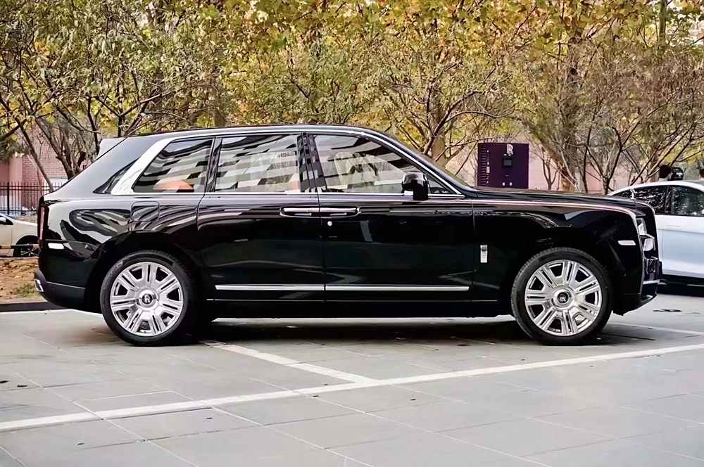 成都库里南优惠65万 欢迎垂询