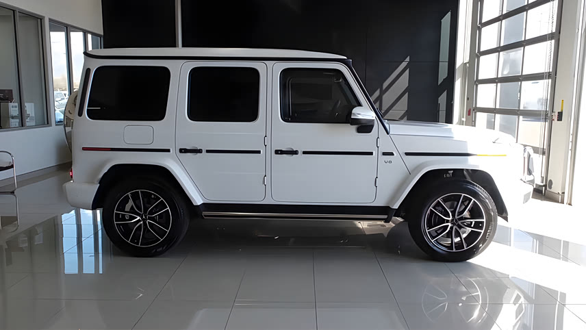 2024款奔驰G550报价 加版配置4X4动力 展厅现车