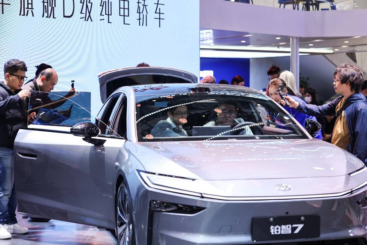 越级豪华旗舰登场,铂智7让消费者看到合资企业的最大诚意