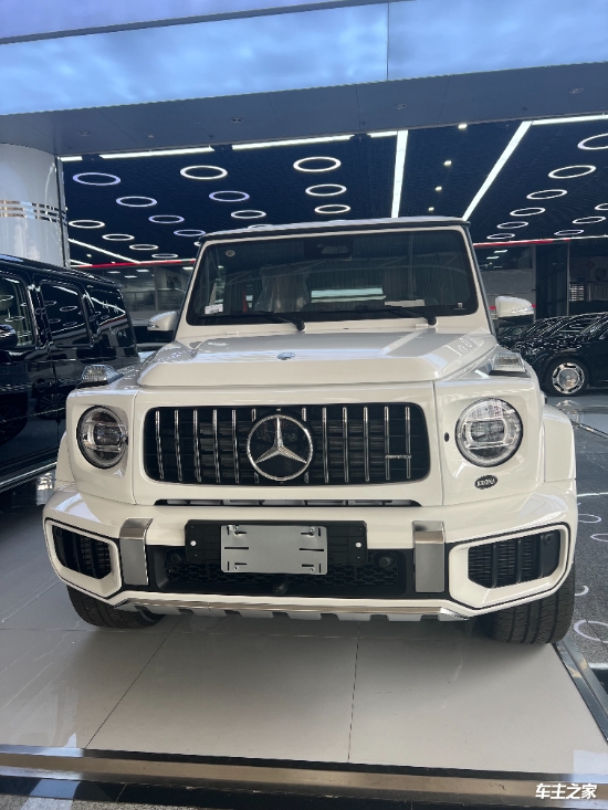 成都平行进口奔驰G级加版让利促销中 目前优惠高达40万元