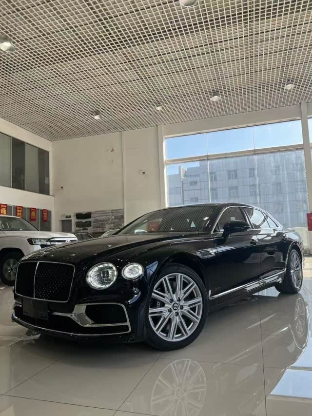 成都宾利飞驰最高降28万