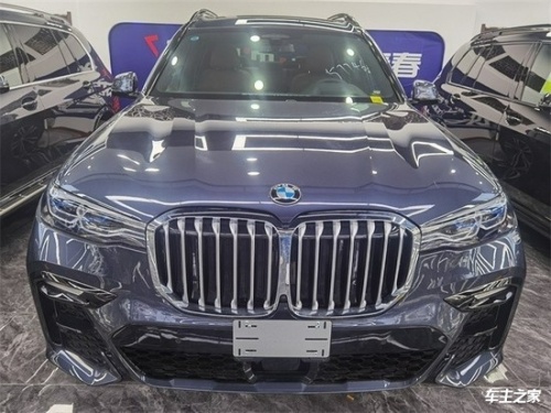 成都宝马X7加版最新报价79万起 售全国