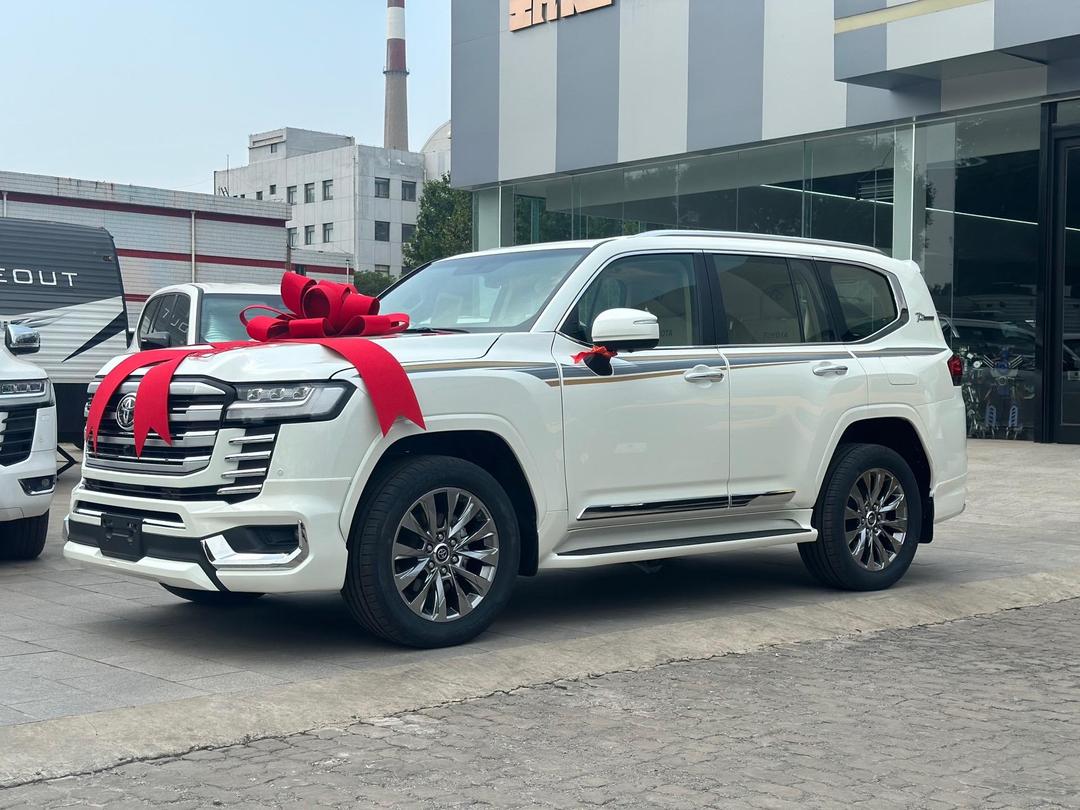 现购兰德酷路泽美规版享9万优惠 欢迎试乘试驾