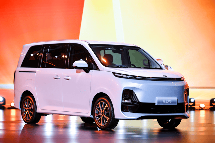 向上而生，拒绝跟随：鑫源汽车打响品牌翻身仗