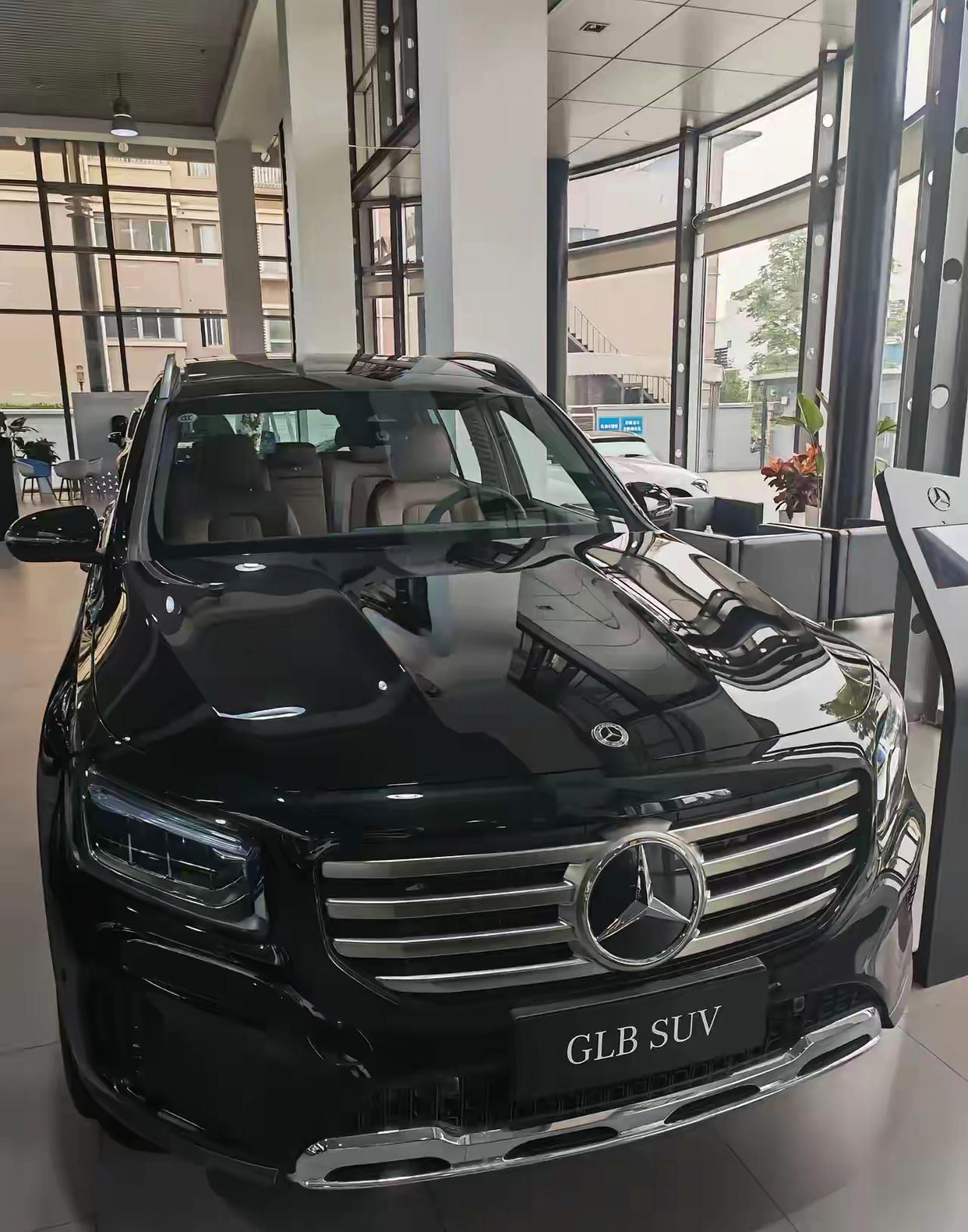 成都奔驰G级欧版目前售价198万起 欢迎上门试驾