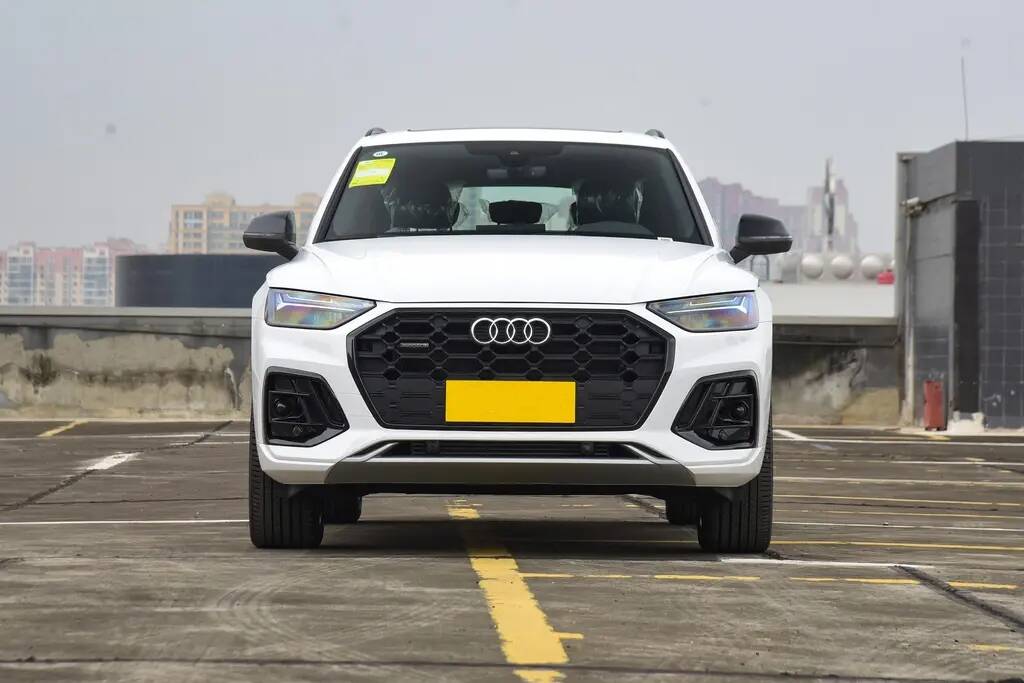 成都奥迪Q5 e-tron降价促销 购车优惠高达8.99万