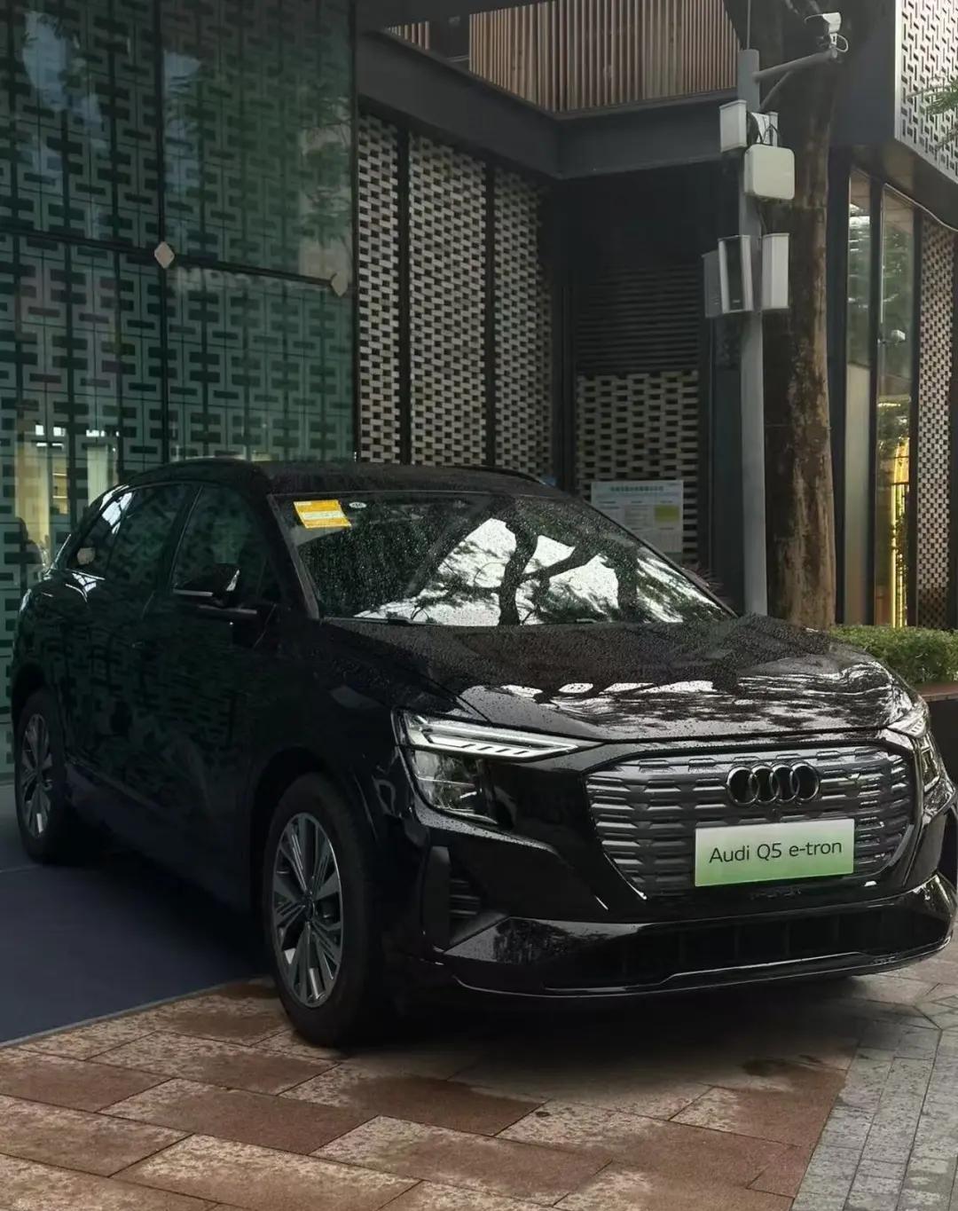 成都奥迪Q5 e-tron降价促销 购车优惠高达8.99万