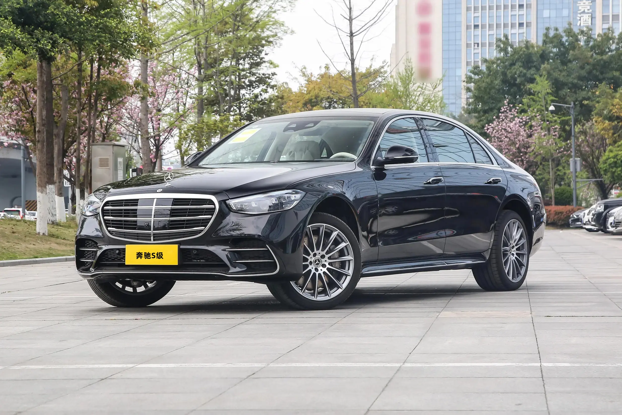 2024款奔驰S580长轴落地价格 外观内饰赏析