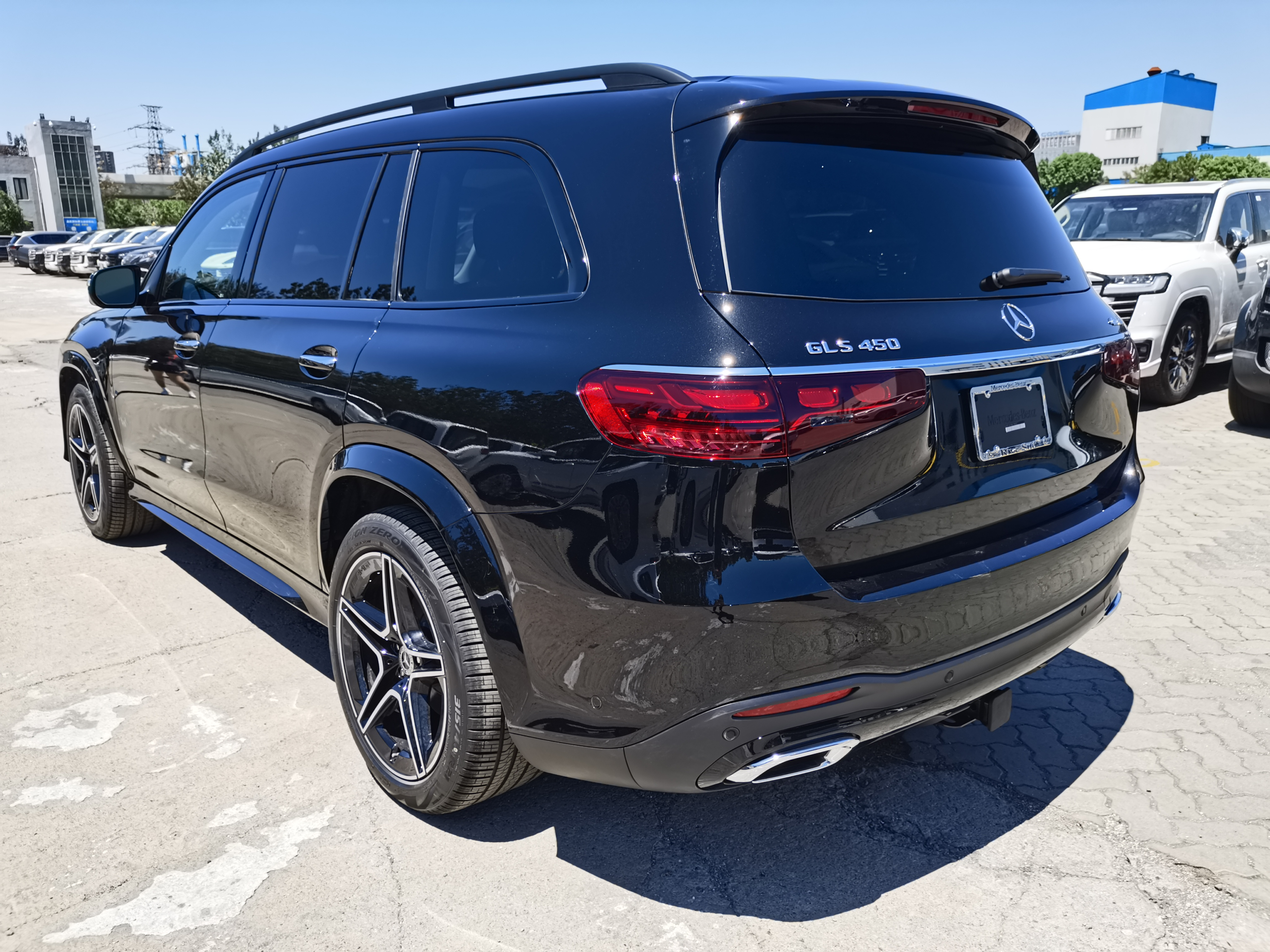 2024款奔驰GLS450 现车不用等100万起
