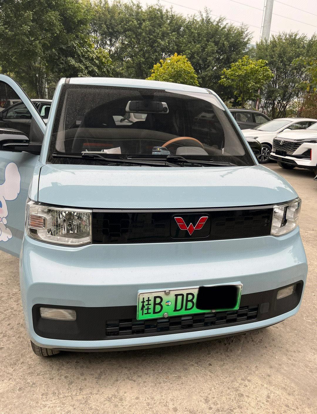 成都MINI降价1.00万 最低仅售22.38万