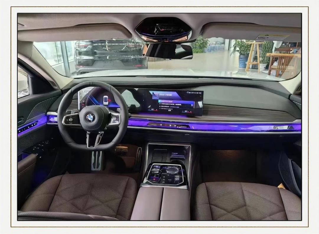 成都宝马7系价格最低66.90万起 优惠高达25.00万