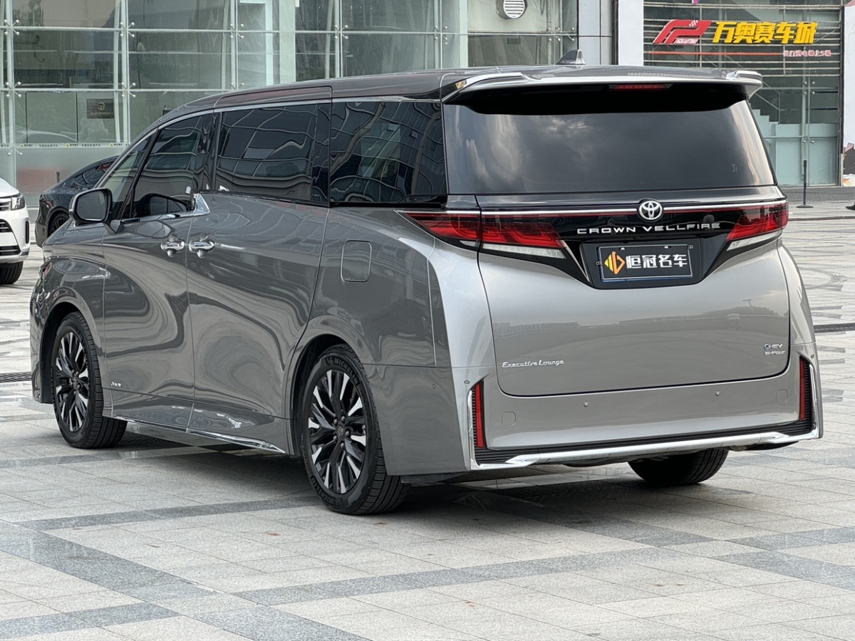 2024款皇冠威尔法现车 丰田威尔法价格 颜色可选