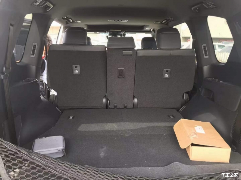 平行进口雷克萨斯LX570现车价格 配置怎么样