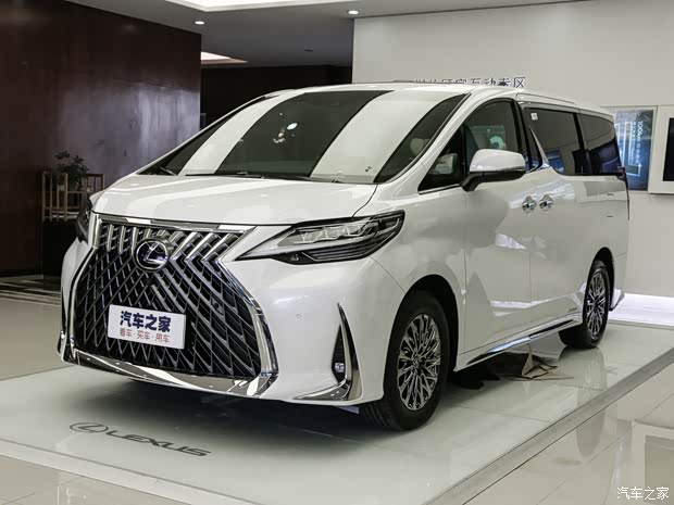 雷克萨斯LM欧版降价促销中 购车让利20万元