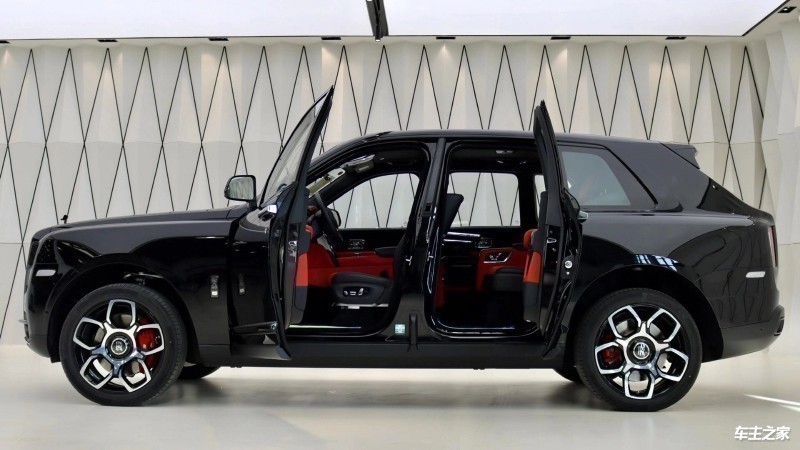 成都库里南热销中 购车让利150万元