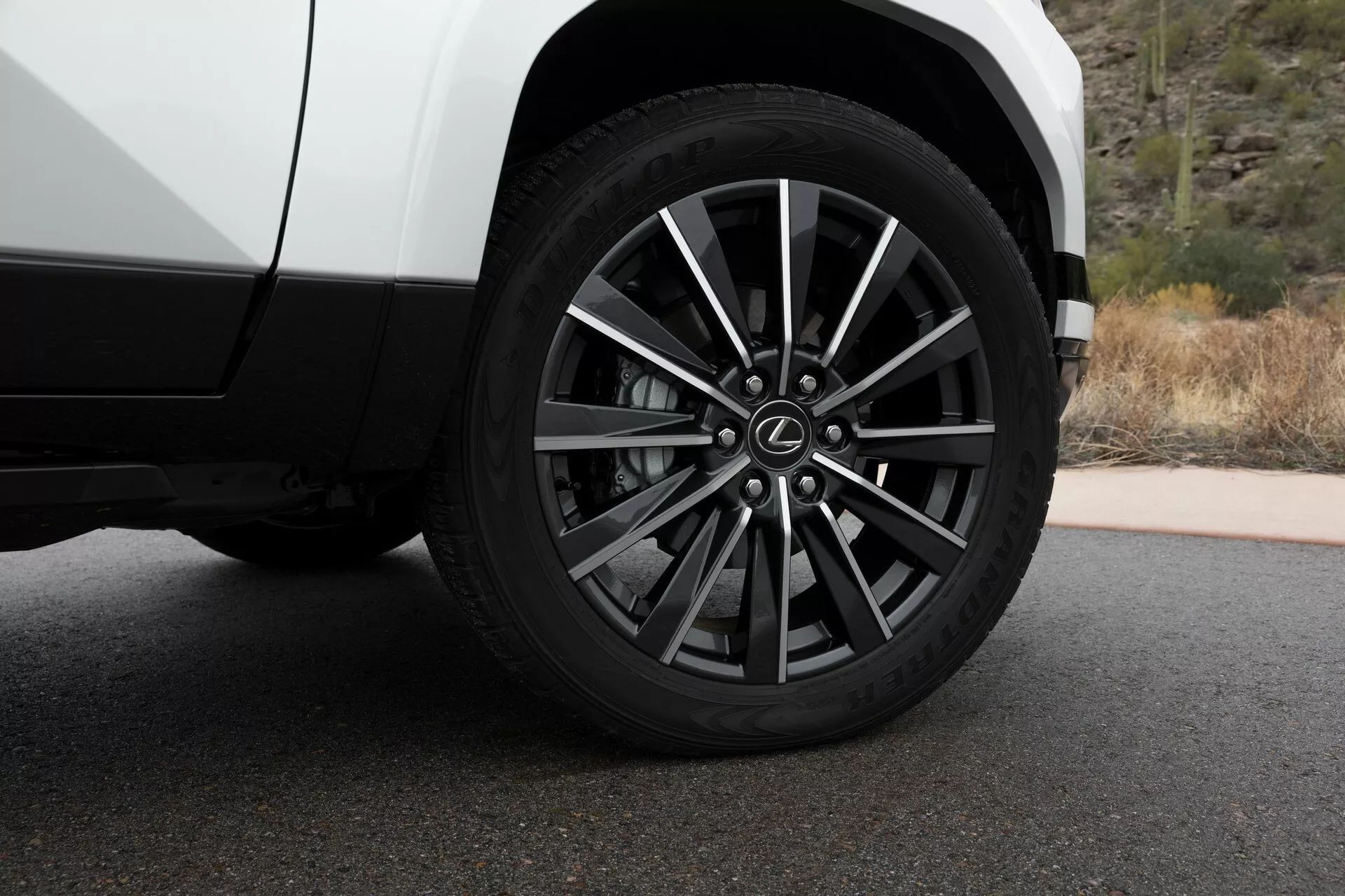 成都雷克萨斯GX最低77.80万起售 暂无优惠