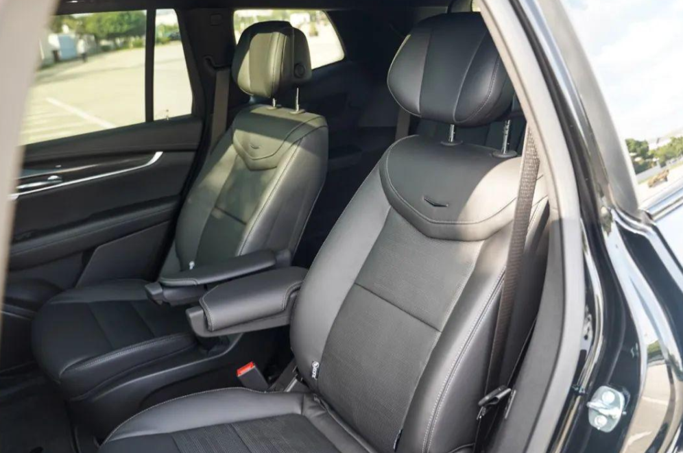 温江凯迪拉克XT6优惠高达10.00万 仅34.99万可入手