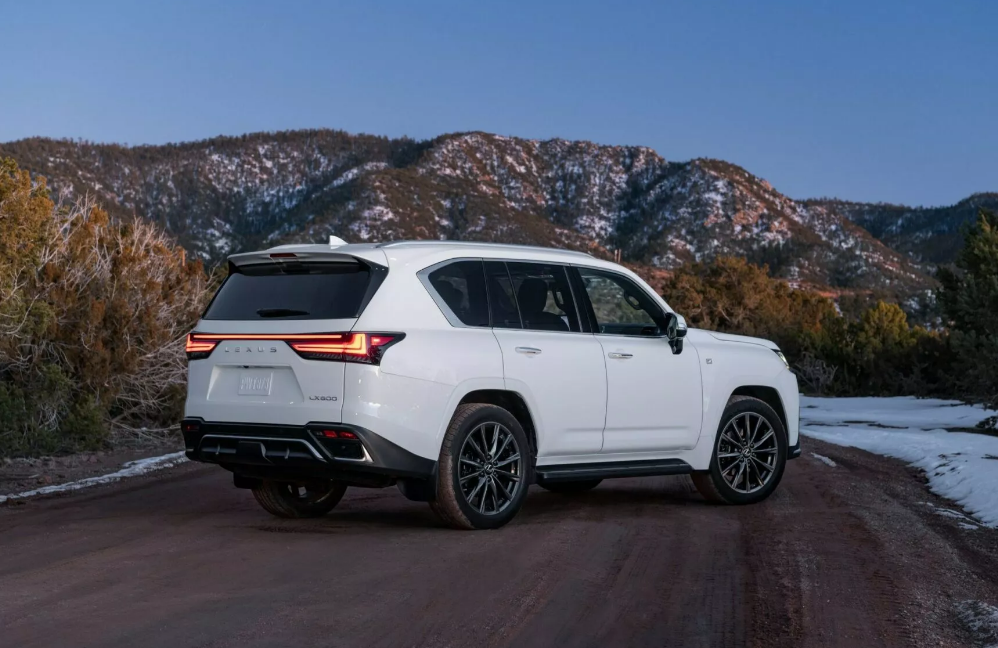 四川腾达东远名车雷克萨斯LX欧规版降价10万 最低仅售155万