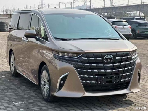 成都丰田埃尔法团购价格90万起 欢迎前来试驾