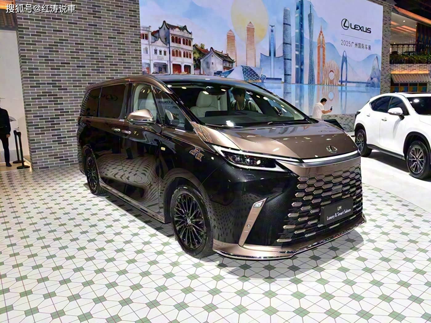 现购雷克萨斯LM亚洲版让利43万