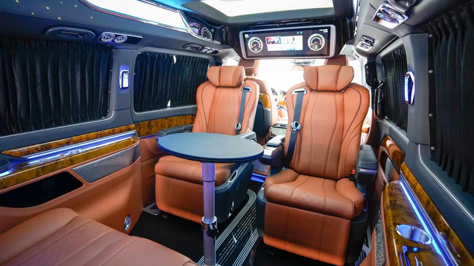 奔驰V级限时优惠 目前50万元起售