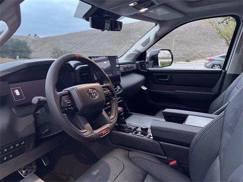 成都红杉加版报价103万起 欢迎前来试驾