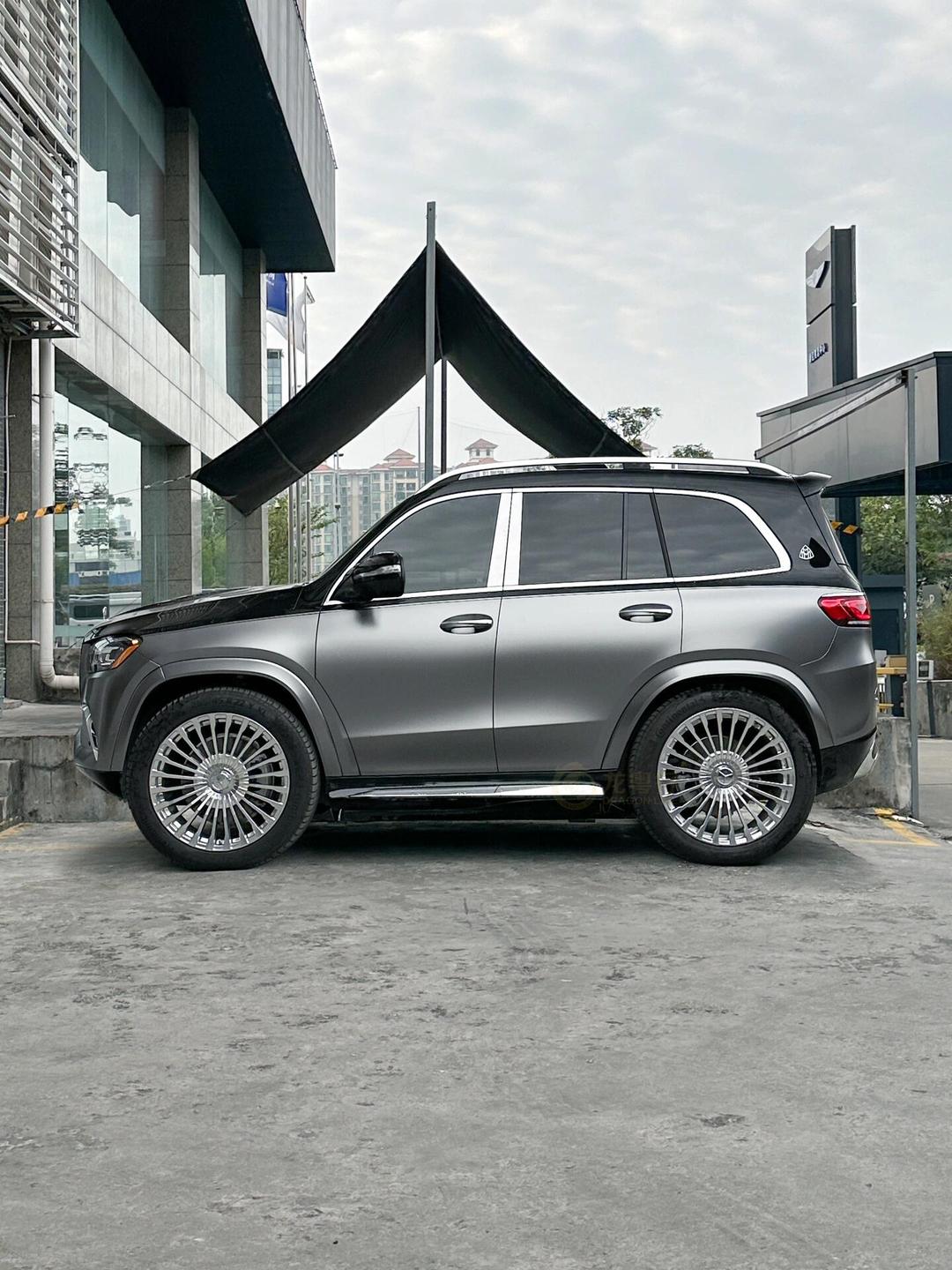 成都迈巴赫GLS级墨版让利直降28万 仅210万可入手