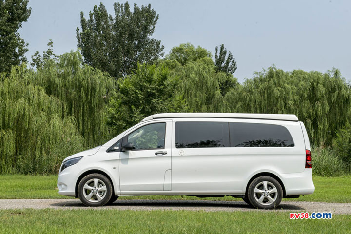 9速奔驰威霆VST680多少钱 新款奔驰威霆七座房车图片及报价