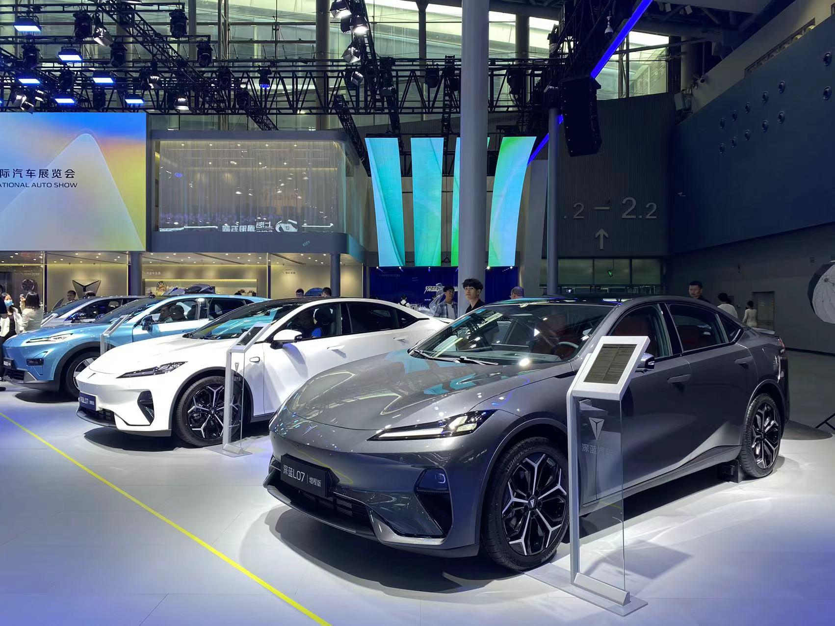 广州车展观察:激情“全车会”,魅力新智能