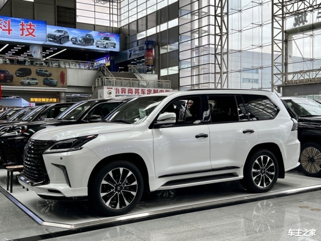 2024款雷克萨斯LX570国六独家热惠促销 全国可上牌