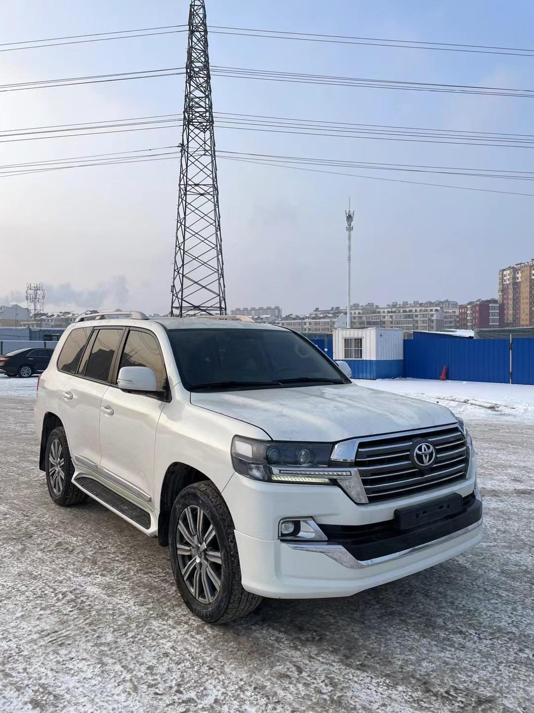 酷路泽4000 豪华又不失朴素优惠行情