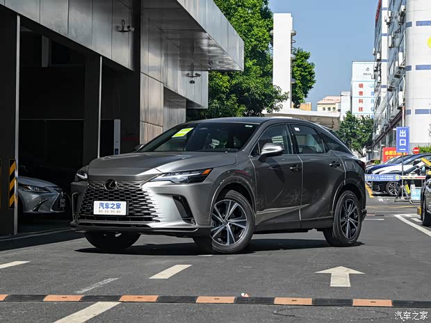 成都雷克萨斯RX新能源优惠高达3.70万 最低仅售51.20万