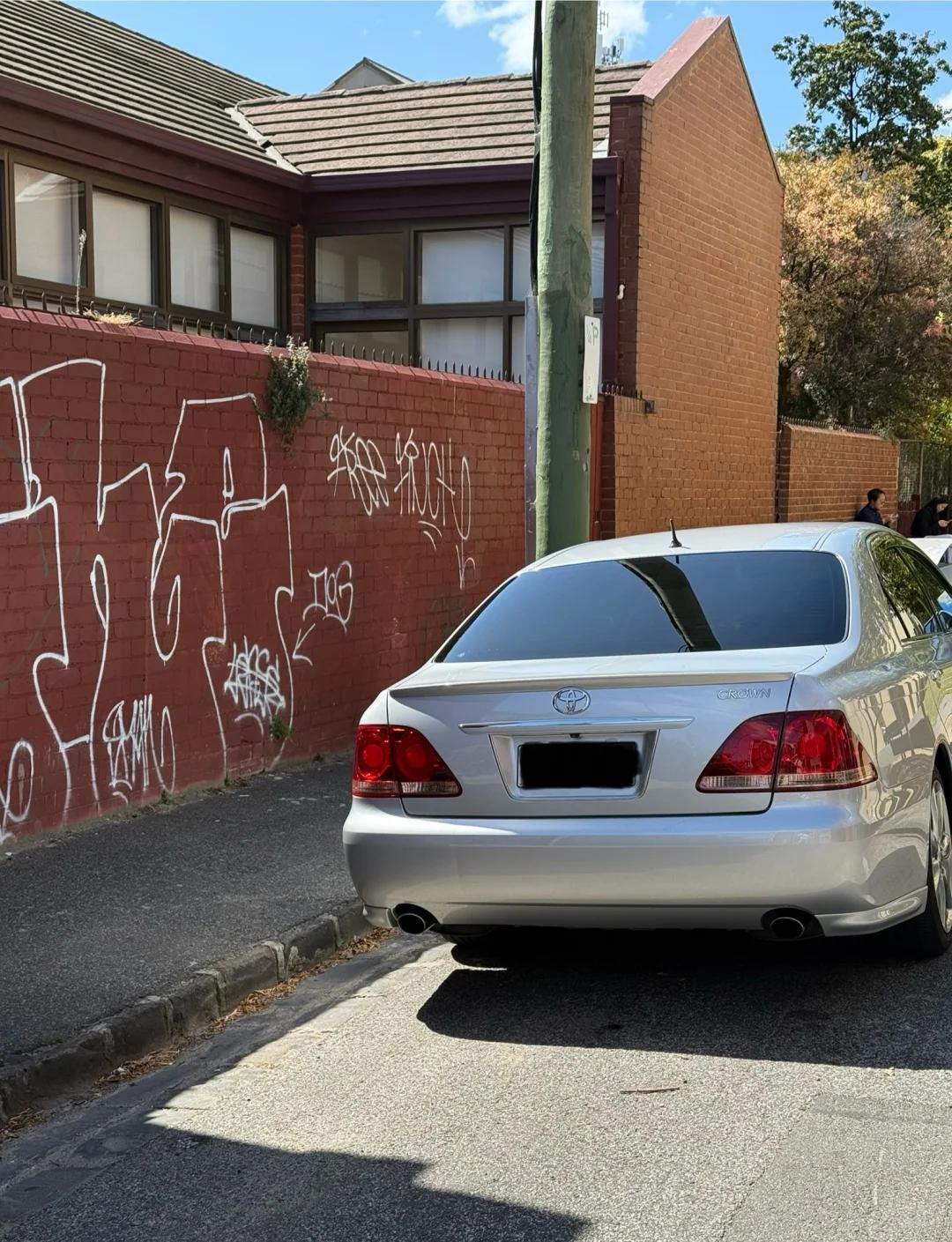 成都皇冠(进口)最低29.90万起售 暂无优惠