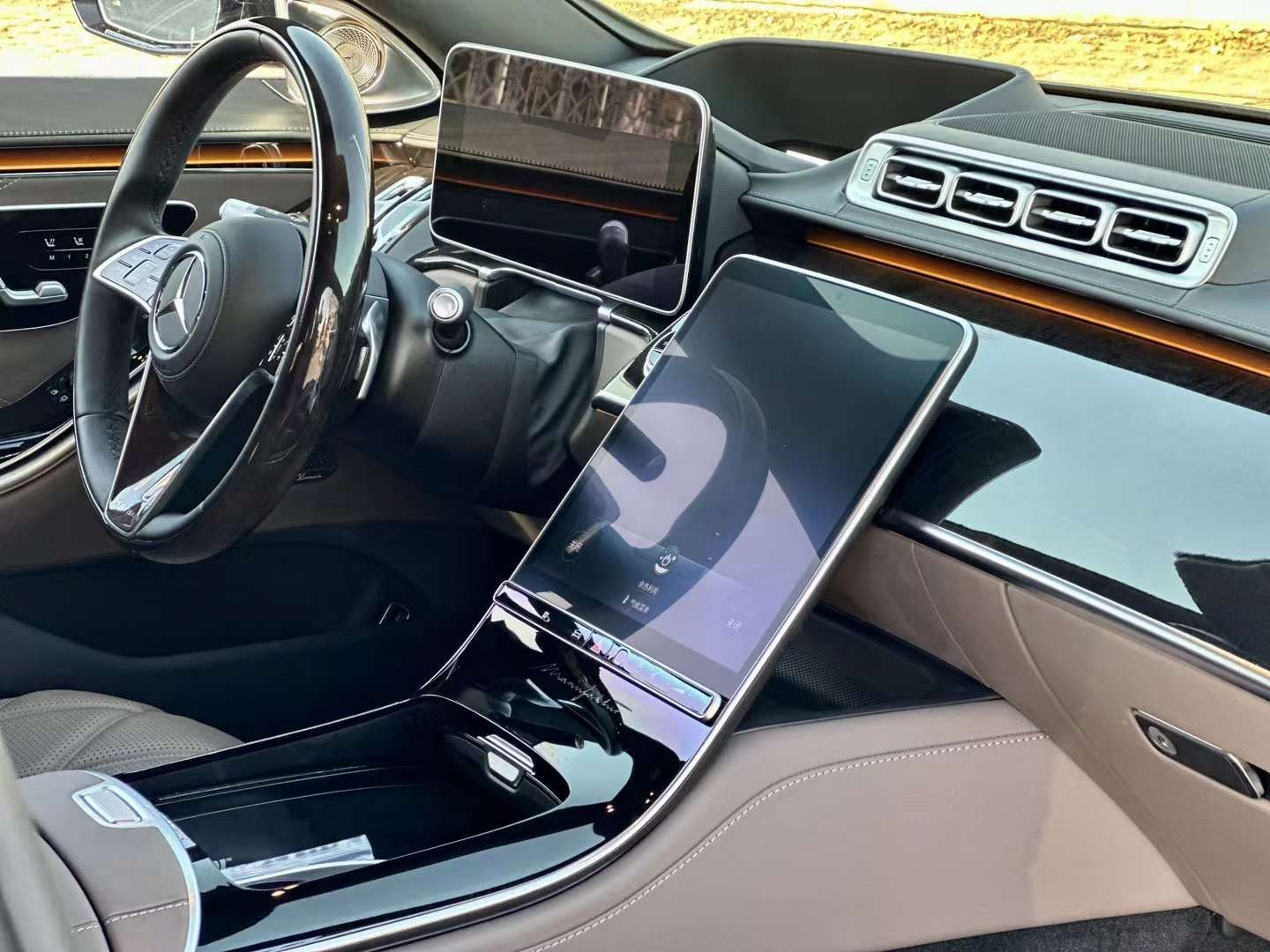 现购超霸美版享5万优惠 欢迎前来试驾